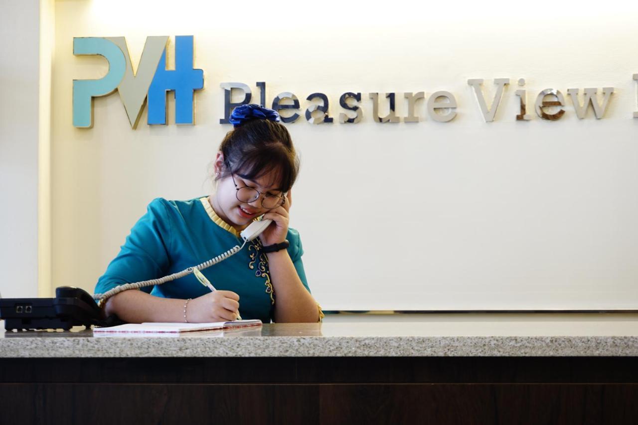 Pleasure View Hotel Янгон Экстерьер фото